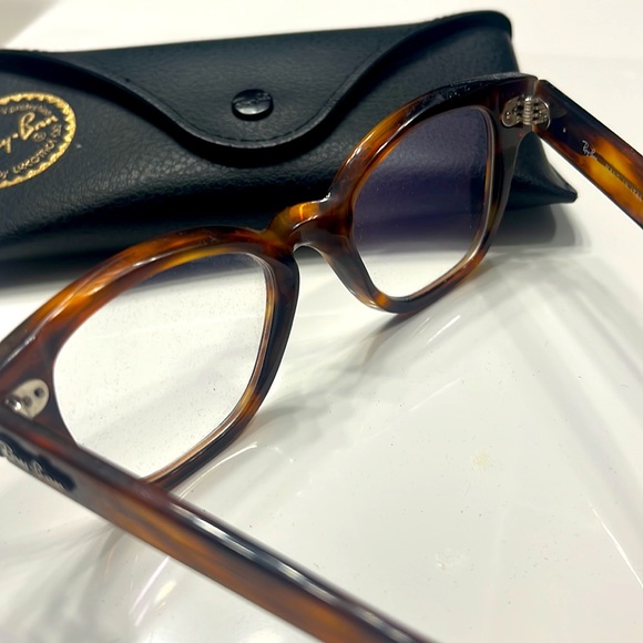 Ray Ban Eyeglasses in Great Condition - Picture 3 of 3